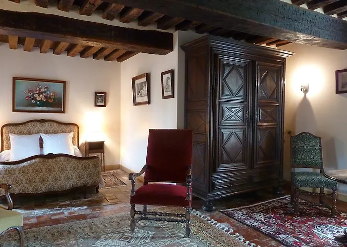 De Saint-augustin Гостевой дом Шато-сюр-Алье